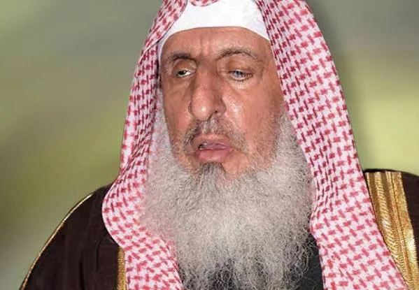 فضيلة الشيخ: عبد العزيز بن عبد الله آل الشيخ